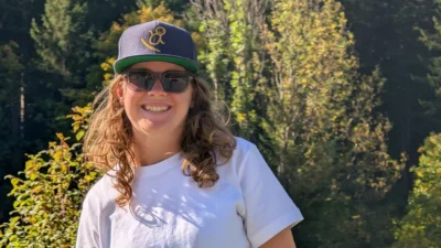 Annemijn met Sneeuwplankers snapback pet