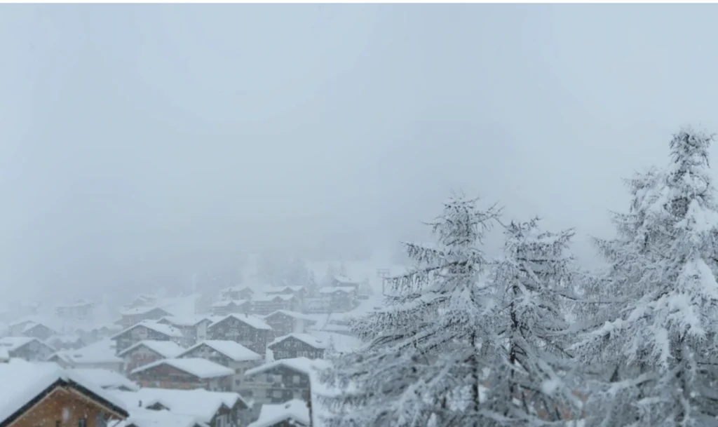 Verse sneeuw in april 2025 in Saas Fee